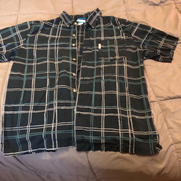SALE! Columbia fishing shirt (size large in blue, teal). In EXCELLENT condition! - Picture 2 of 5